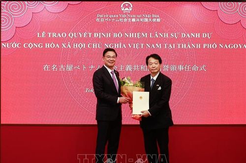 Giáo sư Nhật Bản được bổ nhiệm làm Lãnh sự danh dự của Việt Nam tại Nagoya