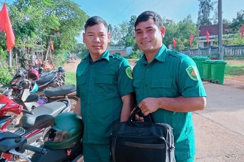 Phó Chỉ huy trưởng Ban Chỉ huy Quân sự xã không tham của rơi