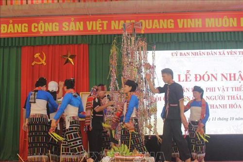 Đón nhận Di sản văn hóa phi vật thể Quốc gia Lễ hội Chá Mùn