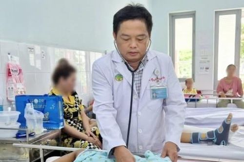 Tai nạn đơn giản khi trượt patin, khiến bé gái 11 tuổi suýt bị liệt vĩnh viễn