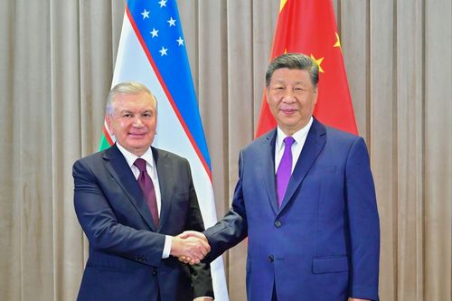 Uzbekistan tìm cách cân bằng hợp tác năng lượng hạt nhân với Nga và Trung Quốc