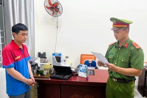 Truy vết gã shipper cướp giật điện thoại của trẻ em