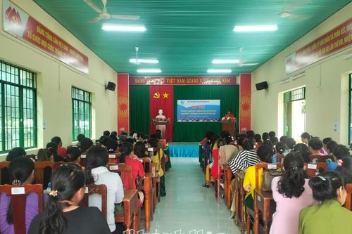 Ninh Hải họp mặt kỷ niệm 95 năm Ngày thành lập Hội Liên hiệp Phụ nữ Việt Nam