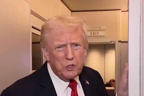 Ông Trump mỉa mai biểu tình 'No Kings'