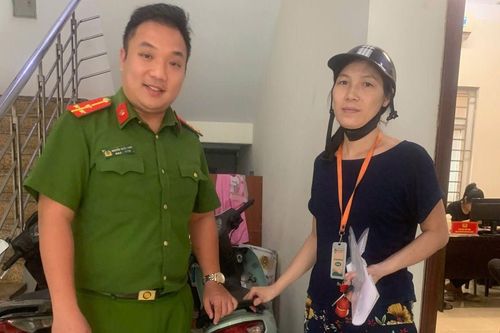 Công an phường Ba Đình tìm lại xe máy bị mất cho người dân
