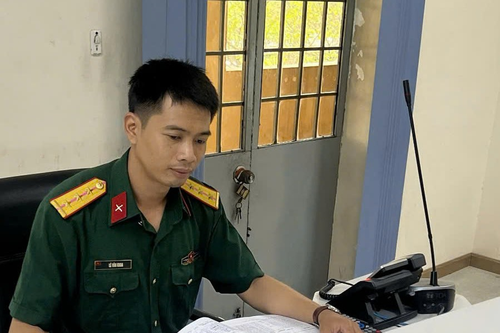 Trắc thủ radar vượt khó, tận tâm với nhiệm vụ