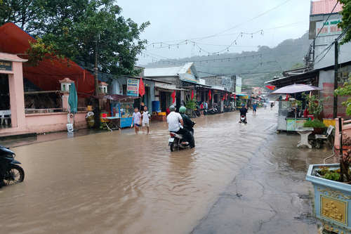 An Giang: Người dân đặc khu Thổ Châu bị ảnh hưởng do ngập cục bộ