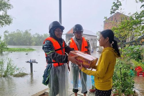Ghi ở Phú Hồ, nơi con nước vừa vơi