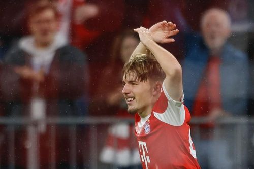 Bayern tìm thấy 'Robben mới'