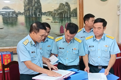 Cục Chính trị, Quân chủng Phòng không-Không quân kiểm tra Sư đoàn 363
