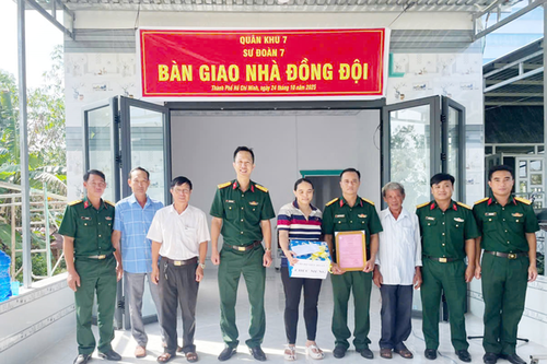 Những ngôi nhà mang tình đồng đội ở Sư đoàn 7