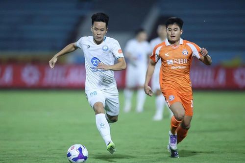 Vòng 8 V-League 2025/26: Cho những lần đầu tiên