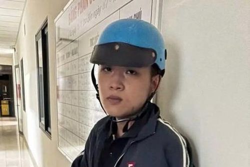 Nghi phạm đâm chết người ra đầu thú