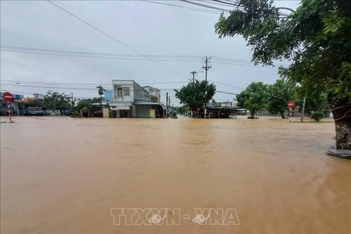 Đà Nẵng: 5 người ở xã Trà Tân bị thương do sạt lở núi, không chuyển được lên tuyến trên