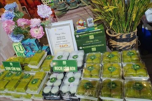 Hội chợ Mùa Thu: Cốm non - hương vị mùa Thu, hồn quê trong bản sắc Việt