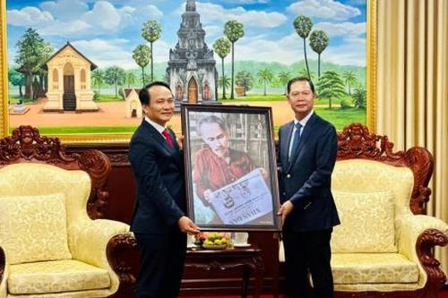 Tăng cường hợp tác toàn diện giữa Đà Nẵng và nhiều địa phương của Lào
