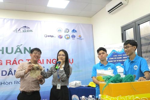 Tập huấn quản lý bền vững rác thải ngư cụ