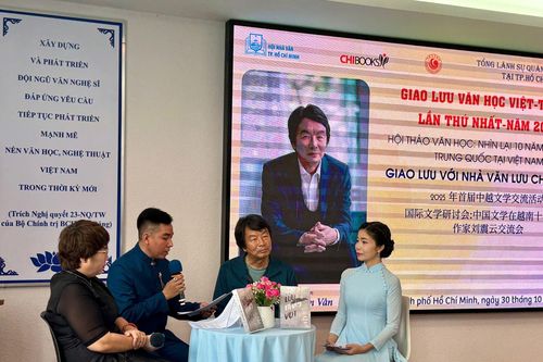 Dịch thuật mở lối cho văn học Việt ra ngoài biên giới