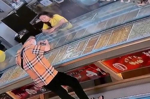 Lời khai của 2 đối tượng cướp tiệm vàng ở TP.HCM