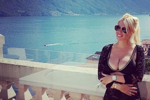 Bạn gái Enzo Fernandez đối đầu Wanda Nara