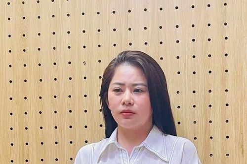 Biến quán cắt tóc, massage thành phòng khám quốc tế