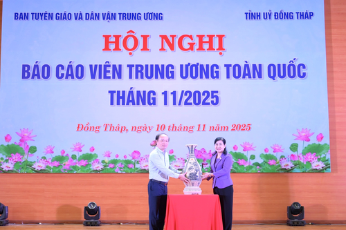 Ban Tuyên giáo và Dân vận Trung ương: Hội nghị báo cáo viên Trung ương toàn quốc tháng 11