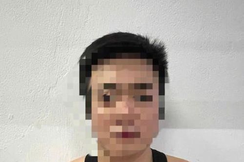 Bắt quả tang 2 'phu đá'