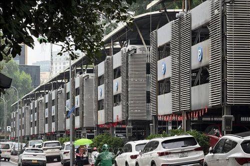Hà Nội 'khát' bãi đỗ xe