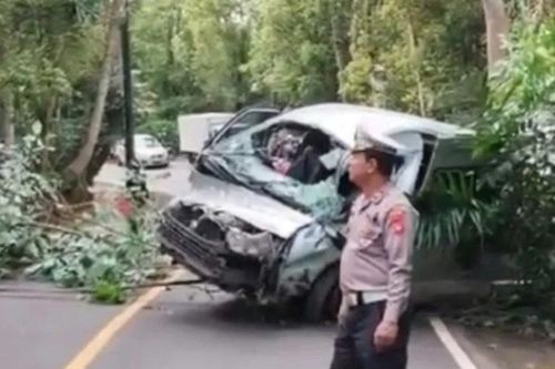 Indonesia: Xe chở du khách gặp nạn tại Bali, ít nhất 5 người thiệt mạng
