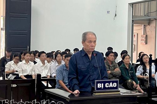 Lãnh 13 năm tù vì đánh trọng thương hàng xóm