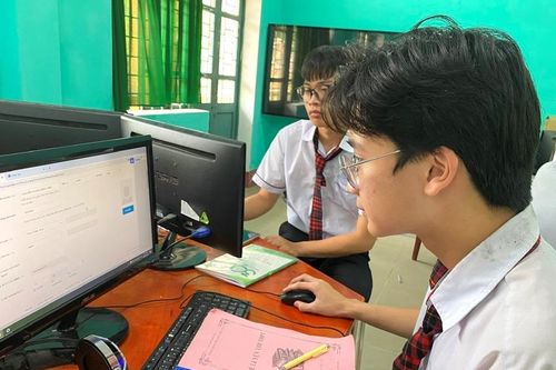 Phát triển năng lực số cho học sinh