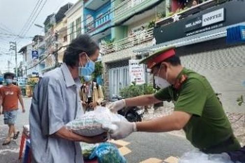 Thông điệp nhắn gửi mai sau về nguy cơ an ninh phi truyền thống