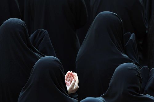 Iran gieo mây tạo mưa