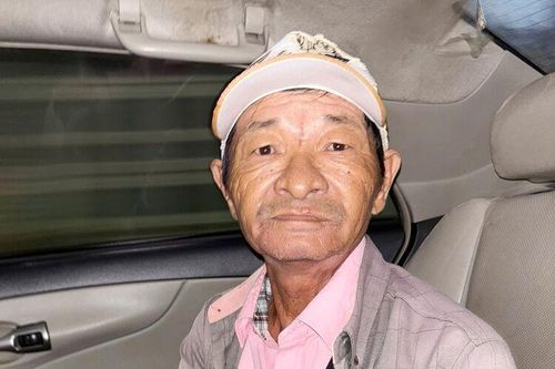 Bắt nhân viên cây xăng ôm tiền bỏ trốn