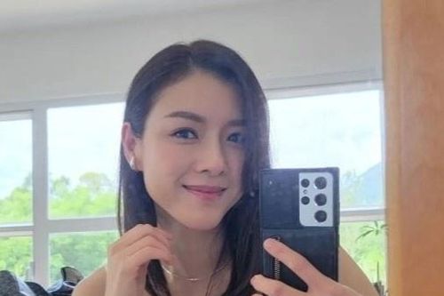 Á hậu Hồ Gia Huệ ly hôn lần 2