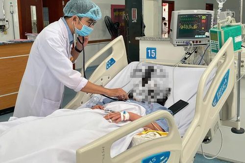 Bệnh nhân 19 tuổi ở Vũng Tàu 3 lần nguy kịch vì sốt xuất huyết, bác sĩ chỉ rõ nguyên nhân nhiều người Việt mắc phải