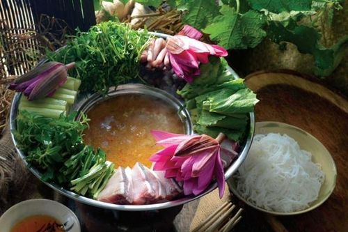 Bí quyết chọn rau ăn lẩu mắm chuẩn vị miền Tây, giúp cân bằng dinh dưỡng