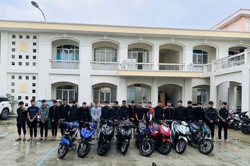 Hơn 20 thanh thiếu niên mang hung khí náo loạn Đà Nẵng lúc nửa đêm, 6 người bị tạm giam