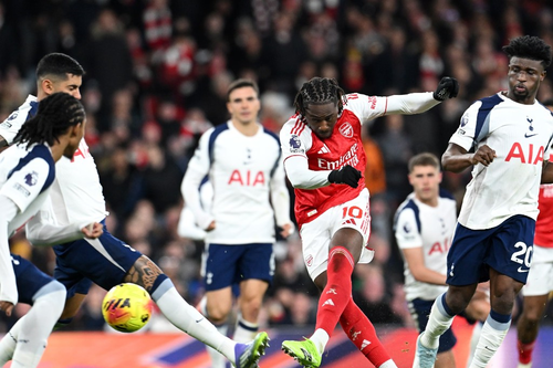 Tin thể thao (24-11): Arsenal đè bẹp Tottenham, Real vất vả kiếm 1 điểm