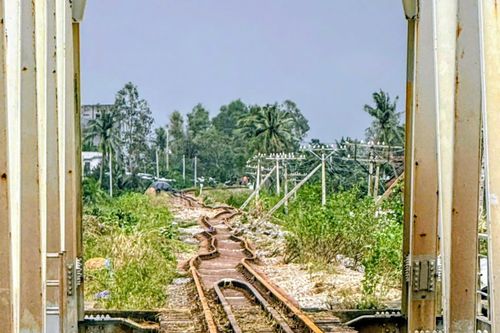 Dự kiến thông tuyến đường sắt qua Nam Trung Bộ sớm nhất vào tối 25/11