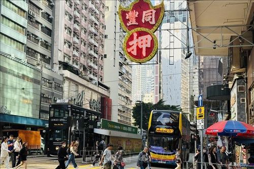 Hong Kong (Trung Quốc) áp dụng AI trong phân bổ đèn giao thông theo thời gian thực