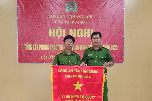 Cụm Thi đua số 8 Công an tỉnh An Giang tổng kết phong trào thi đua Vì an ninh Tổ quốc