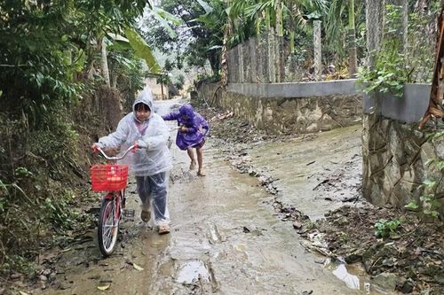 La Khê Trẹm mong một nhịp cầu...
