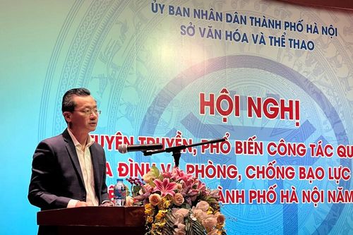 Hà Nội: Phổ biến công tác quản lý nhà nước về gia đình và phòng, chống bạo lực gia đình