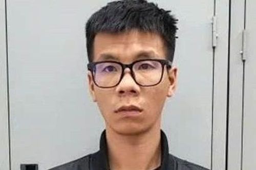 Lái xe ôm nổi lòng tham chiếm đoạt điện thoại của khách