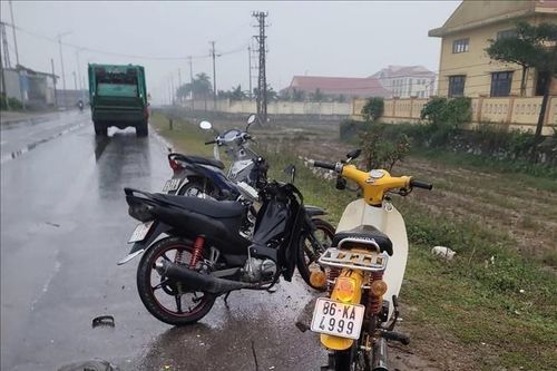 Tai nạn giao thông làm 3 học sinh thương vong