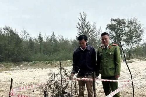Xử lý an toàn 2 quả đạn pháo phát hiện tại xã Triệu Cơ