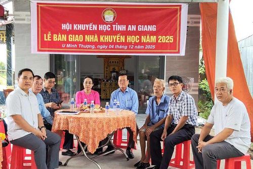 Hội Khuyến học tỉnh An Giang bàn giao nhà Khuyến học