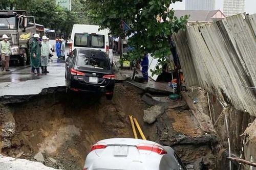 Đà Nẵng chỉ đạo khẩn vụ bất ngờ xuất hiện hố tử thần 'nuốt' ô tô