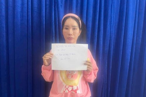 'Má mì' đang chờ hầu tòa vẫn tiếp tục 'nuôi gái' bán dâm
